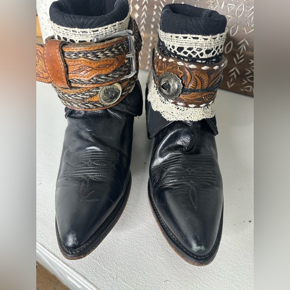 Abilene Boho Western Ankle Boots Black Brown Leather Belted Cowgirl Women’s 8.5 - Picture 8 of 10